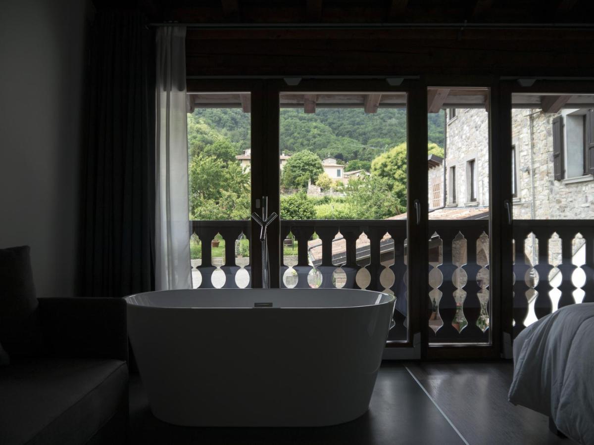La Terrazza Sulle Vigne B&B Corte Franca Exterior foto
