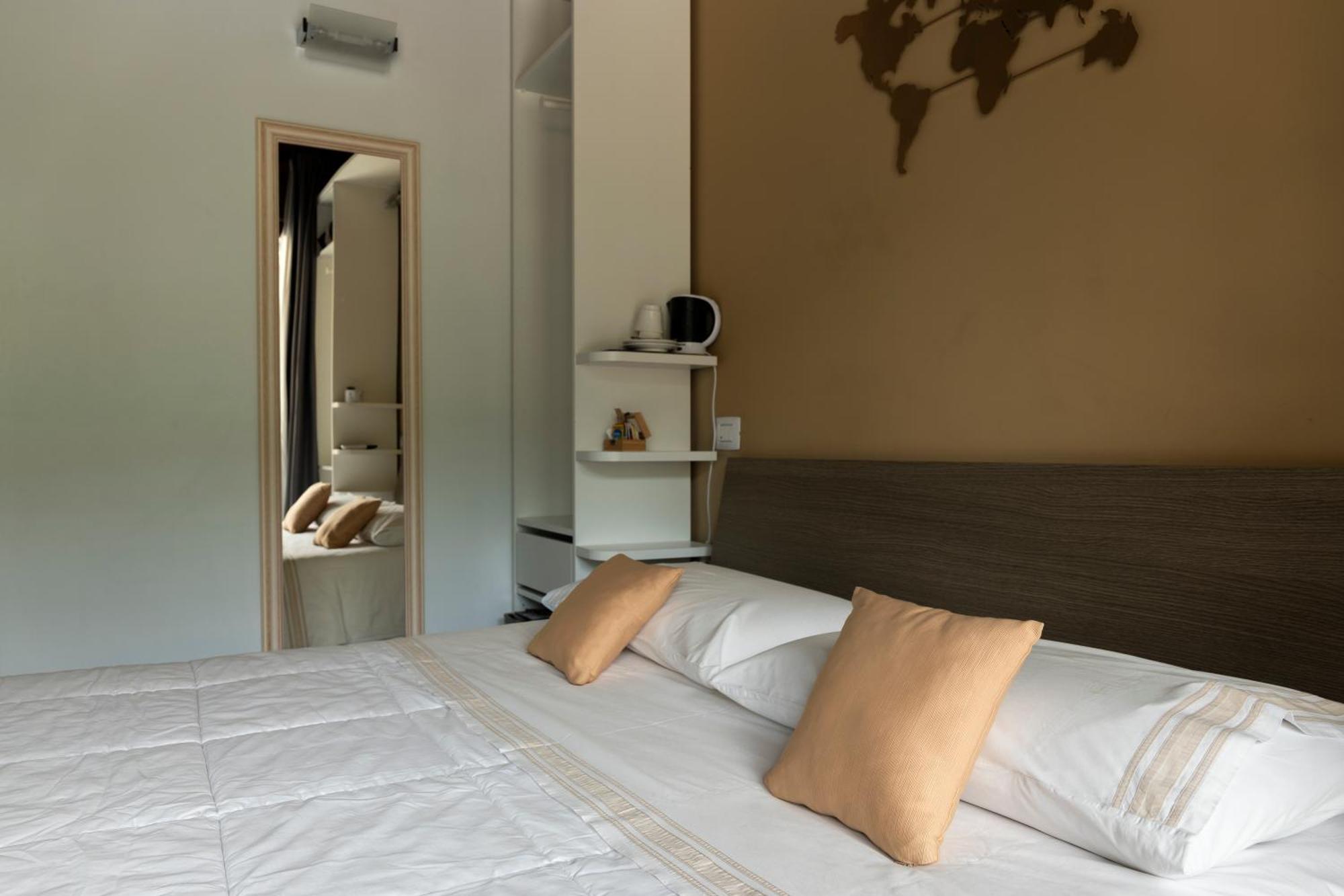 La Terrazza Sulle Vigne B&B Corte Franca Exterior foto