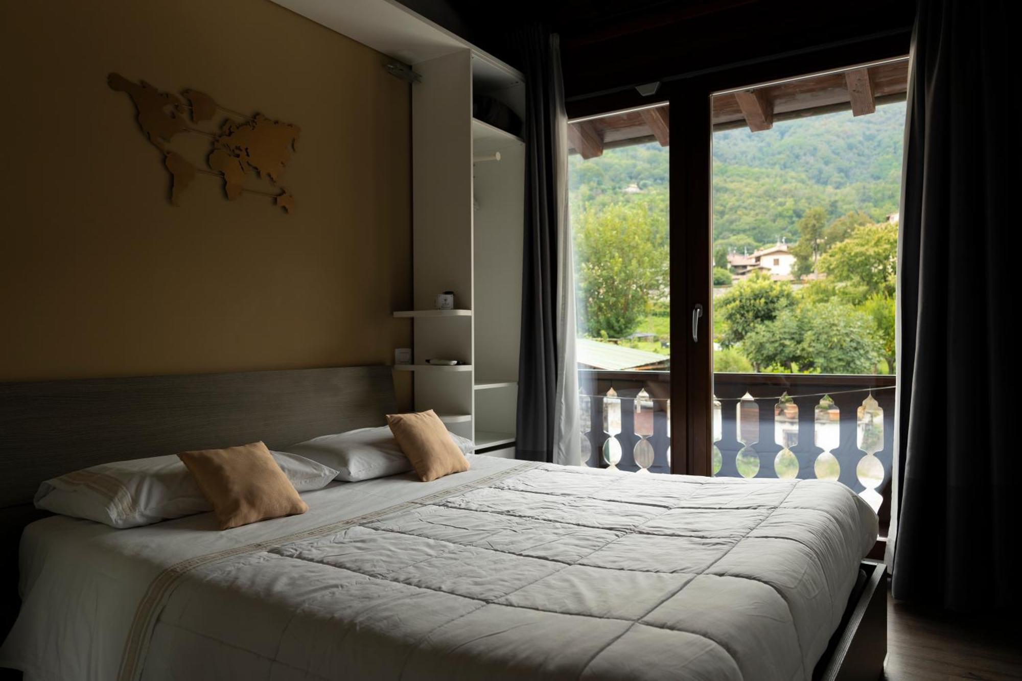 La Terrazza Sulle Vigne B&B Corte Franca Exterior foto